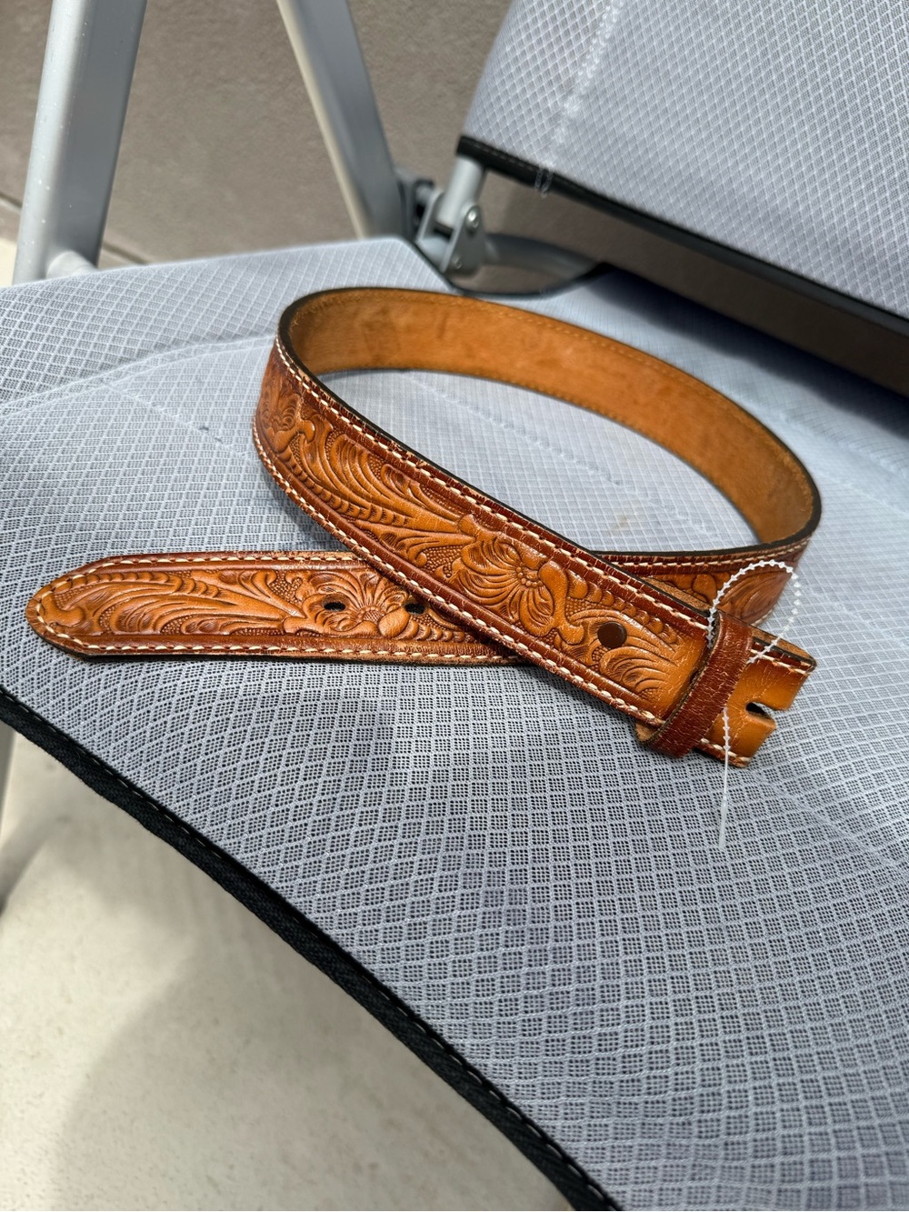 Vintage Tony Lama Tooled Leather Western Belt 32